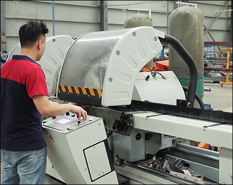 Precision manufacturing line at Doorreme factory