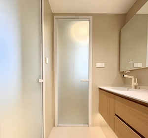 Waterproof Aluminum Bathroom Casement Doors Frosted Glass